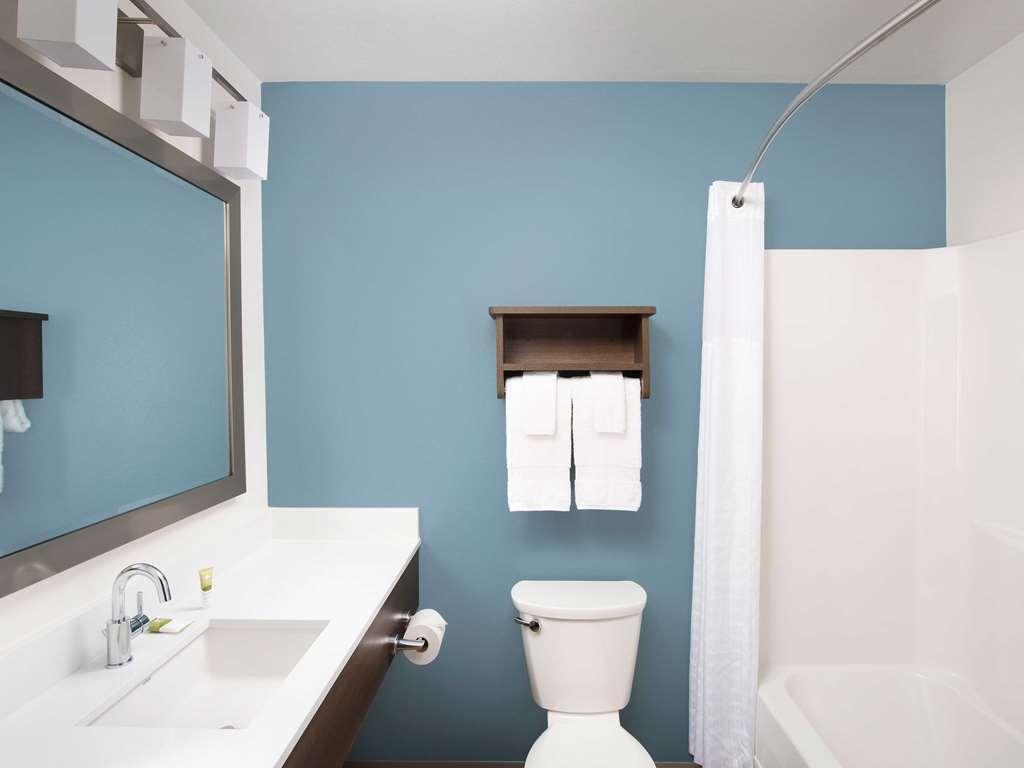 Woodspring Suites Провиденс Номер фото