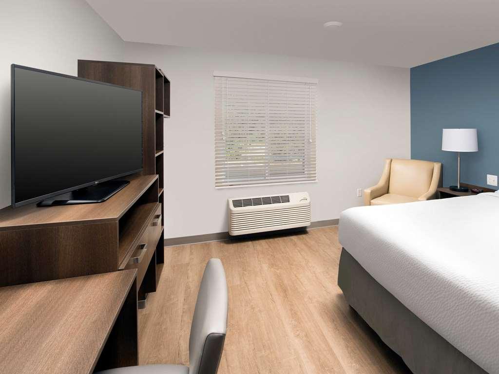 Woodspring Suites Провиденс Номер фото